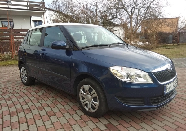Skoda Fabia cena 21900 przebieg: 43500, rok produkcji 2011 z Konin małe 232